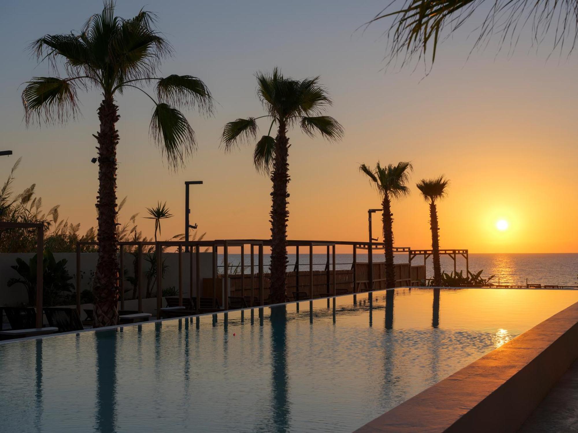 Be Batroun Hotel Exterior photo